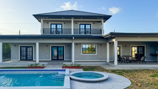 Valinor House